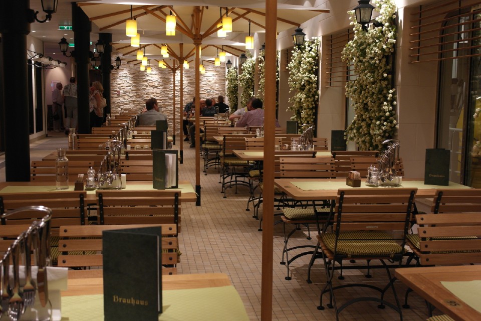 Promenaden på AIDA Perla